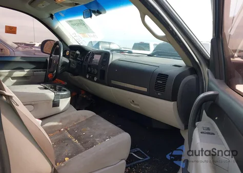 2011 Chevrolet Silverado 1500 Lt z USA, uszkodzony, nr VIN 3GCPCSEA4BG151604